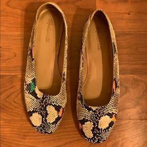 Madewell Corey flat in snake embossed leather